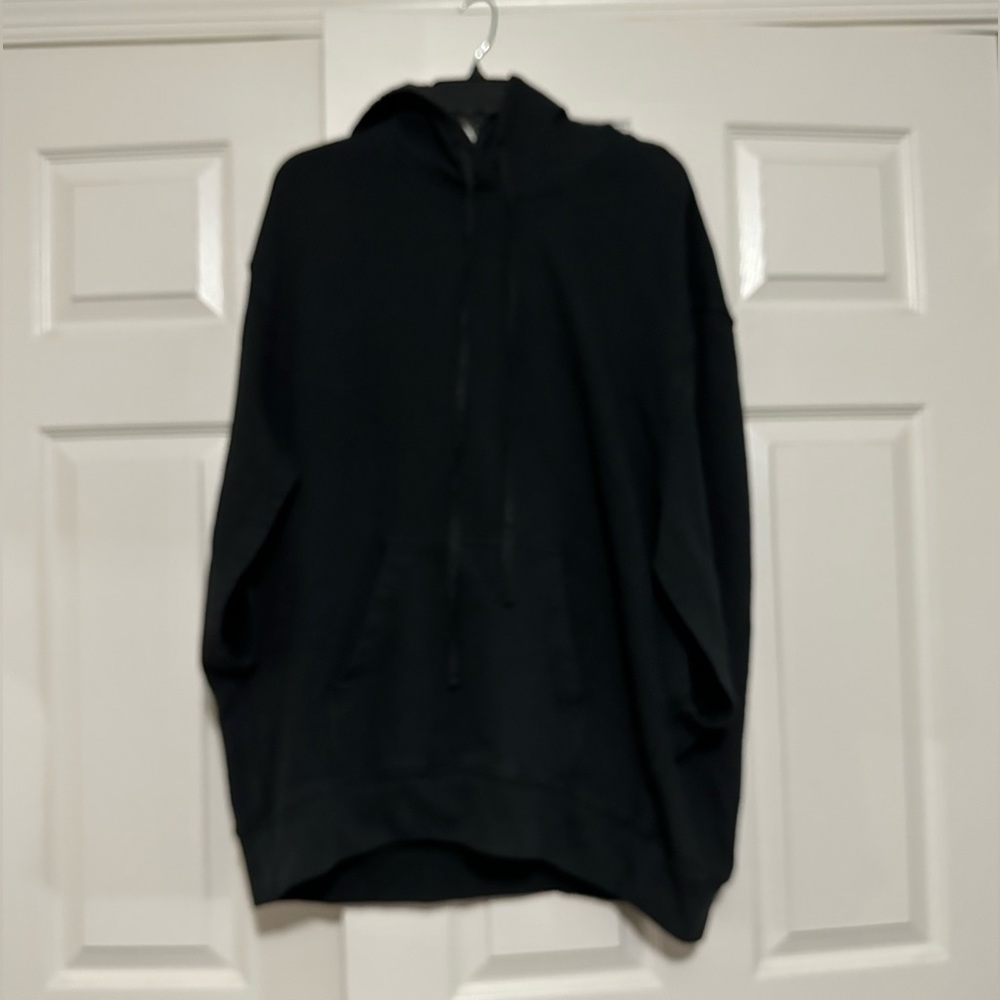 Raquel Allegra Black Short Sleeved Hoodie Small S